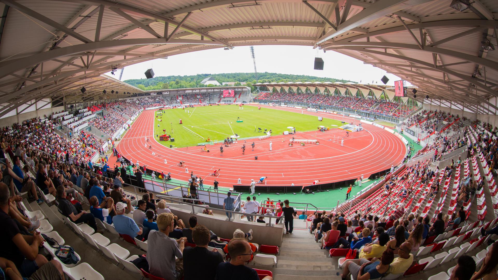 Regupol® Kunststofflaufbahn im Steigerwaldstadion Erfurt