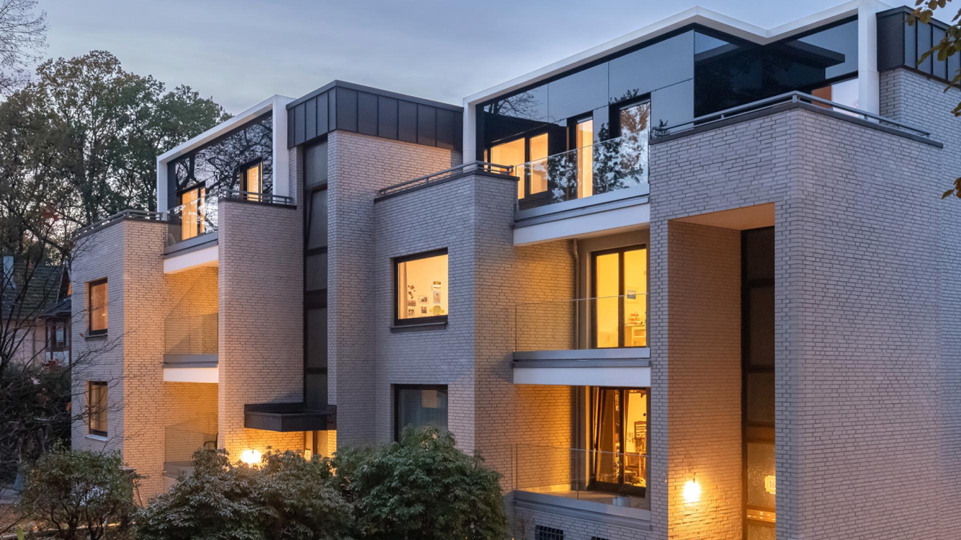 Modernisierung eines Mehrfamilienhauses aus den 1970er Jahren.