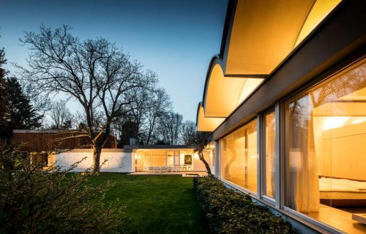 Mid-Century Bungalow