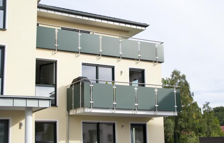 Detail Balkone rechts Balkotop® Geländerfüllung