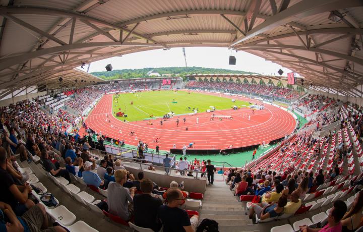 Regupol® Kunststofflaufbahn im Steigerwaldstadion Erfurt