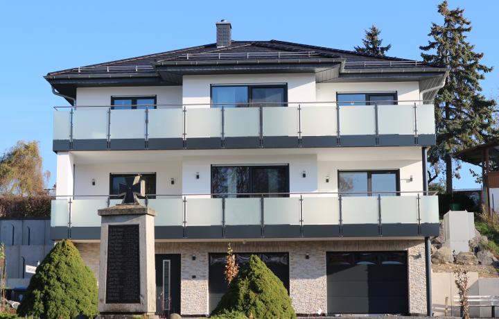 Wohnhaus in Thüringen, Geländersystem QUADRATUS