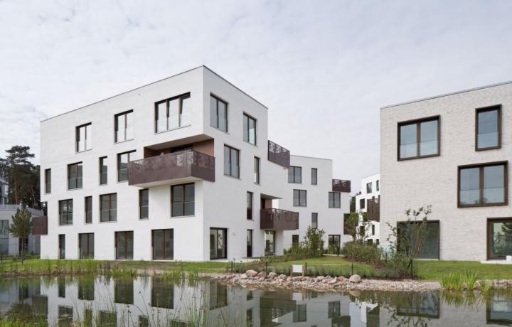 Fünf Morgen, Dahlem Urban Village in Berlin, Absturzsicherung VITRUM